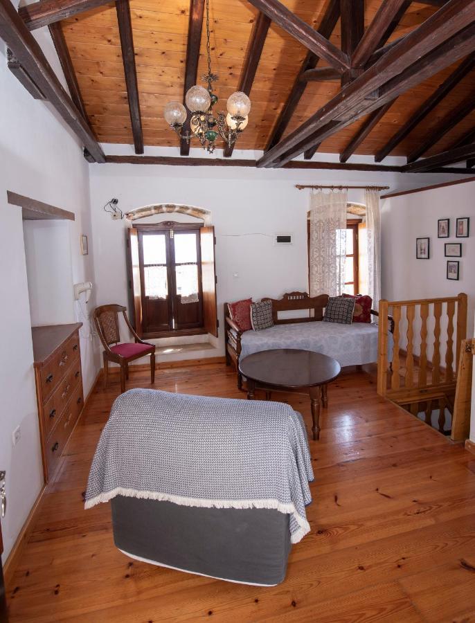 Goulas Traditional Guesthouse Monemvasía Buitenkant foto