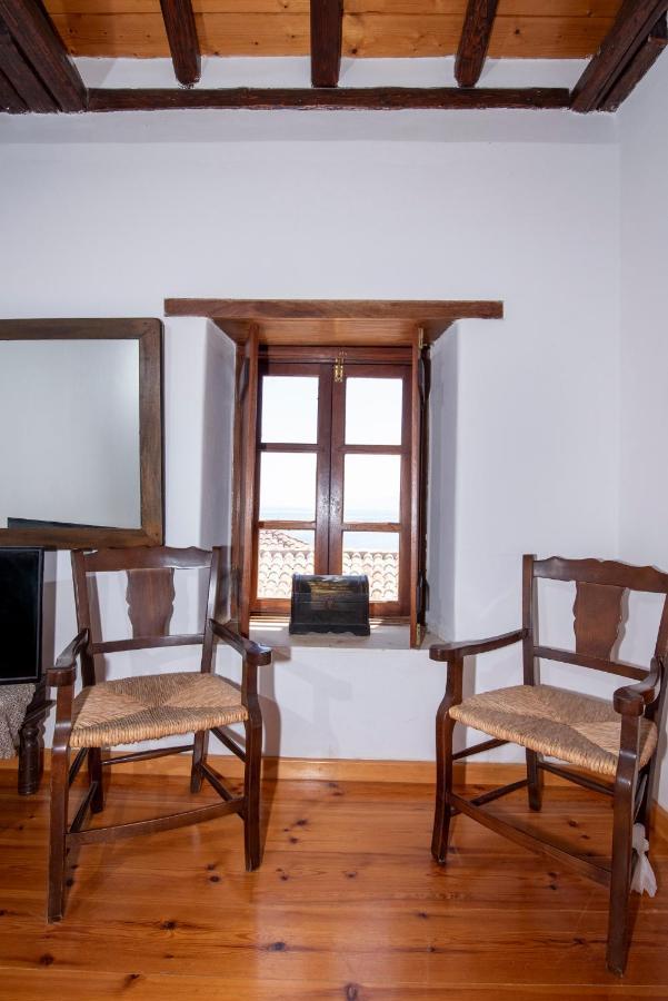 Goulas Traditional Guesthouse Monemvasía Buitenkant foto