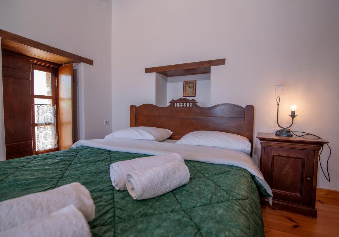 Goulas Traditional Guesthouse Monemvasía Buitenkant foto