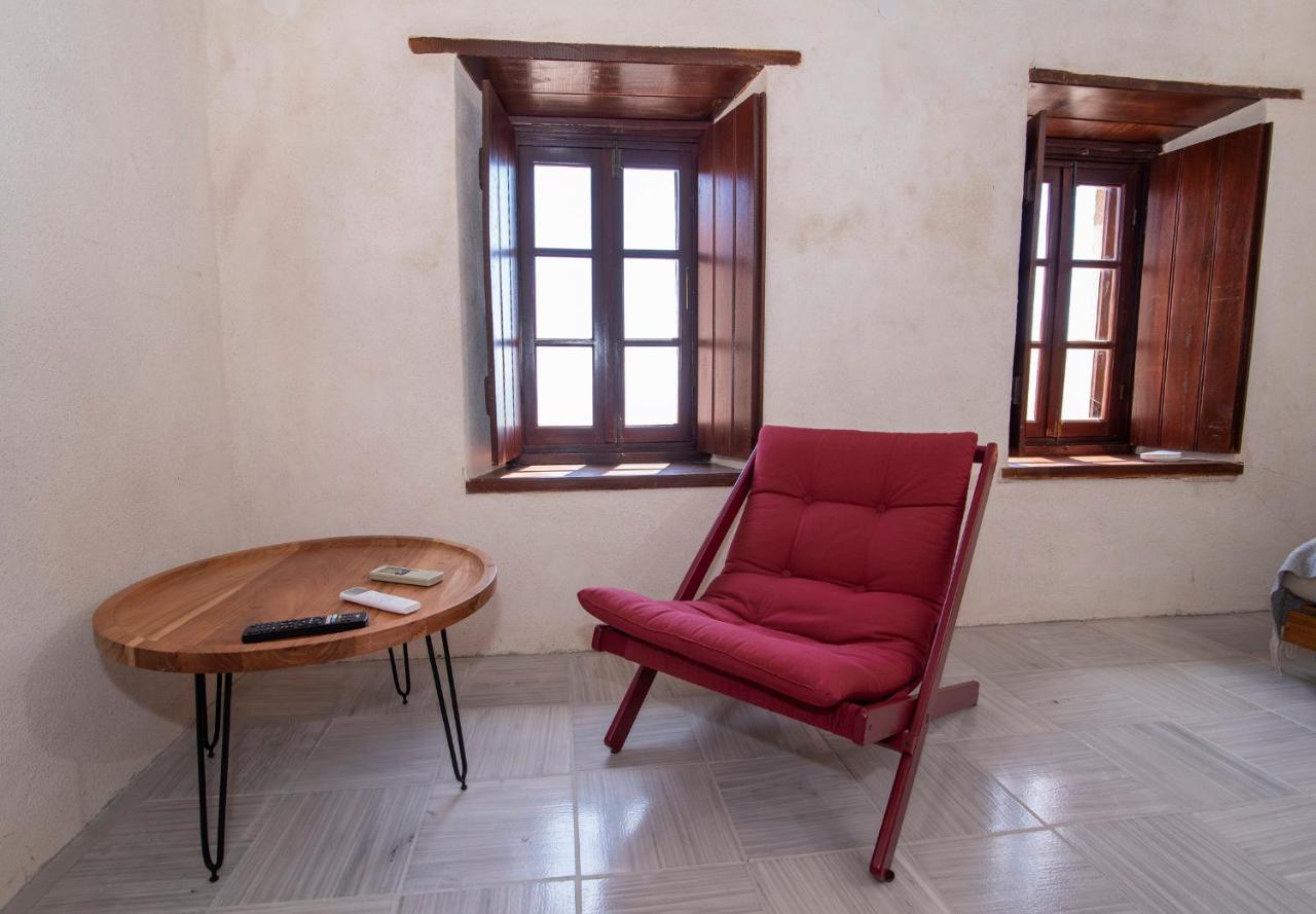 Goulas Traditional Guesthouse Monemvasía Buitenkant foto