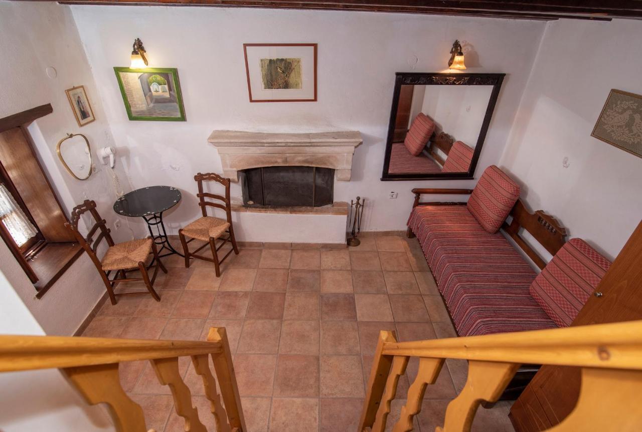Goulas Traditional Guesthouse Monemvasía Buitenkant foto