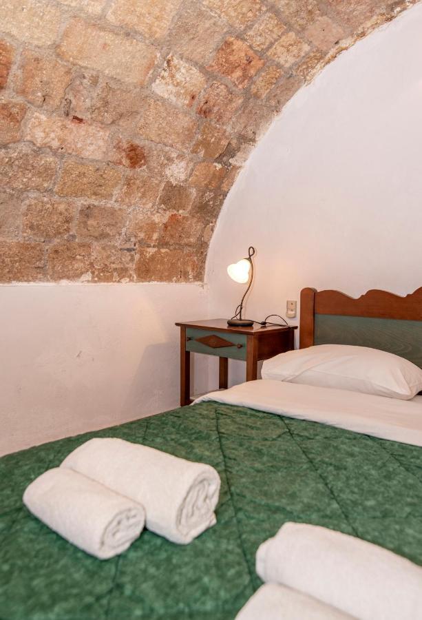 Goulas Traditional Guesthouse Monemvasía Buitenkant foto