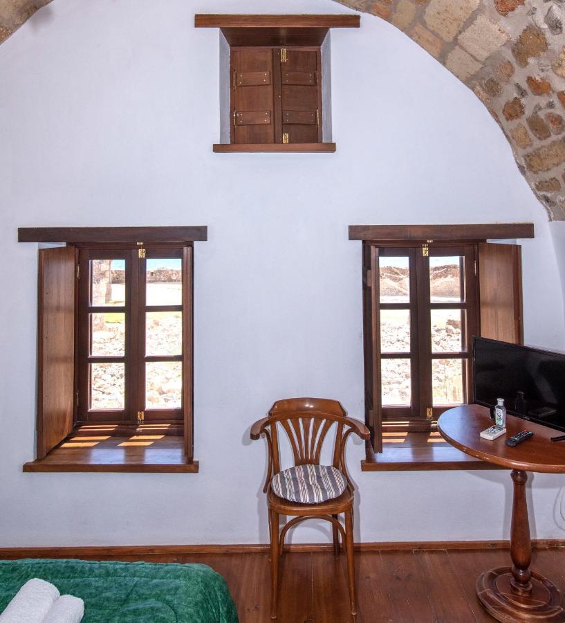 Goulas Traditional Guesthouse Monemvasía Buitenkant foto