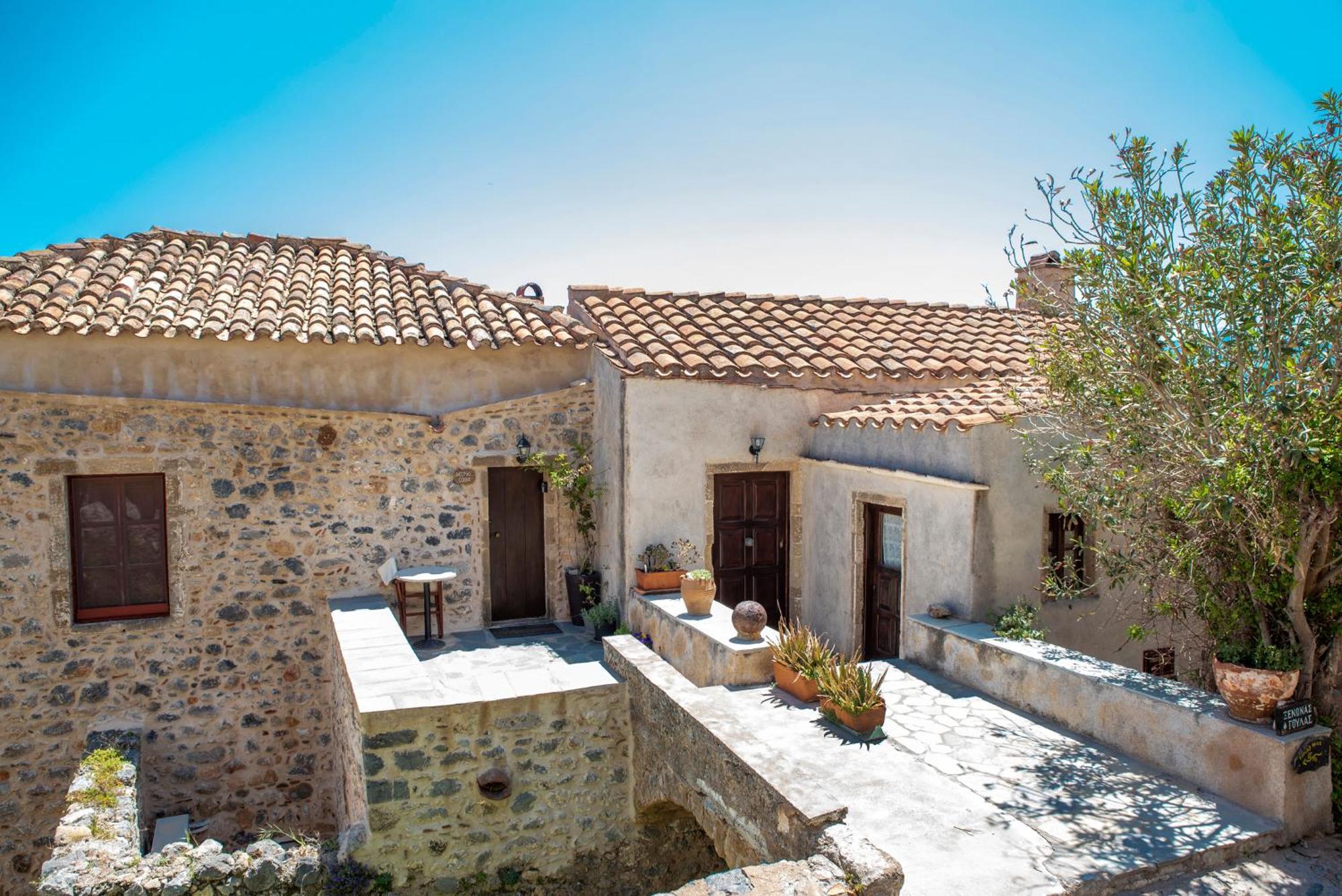 Goulas Traditional Guesthouse Monemvasía Buitenkant foto