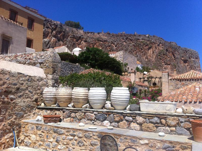 Goulas Traditional Guesthouse Monemvasía Buitenkant foto