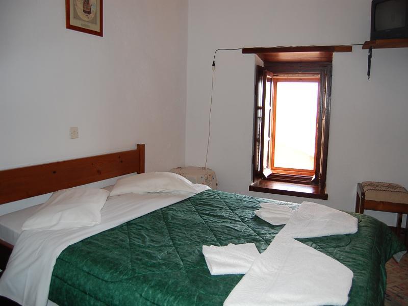 Goulas Traditional Guesthouse Monemvasía Buitenkant foto